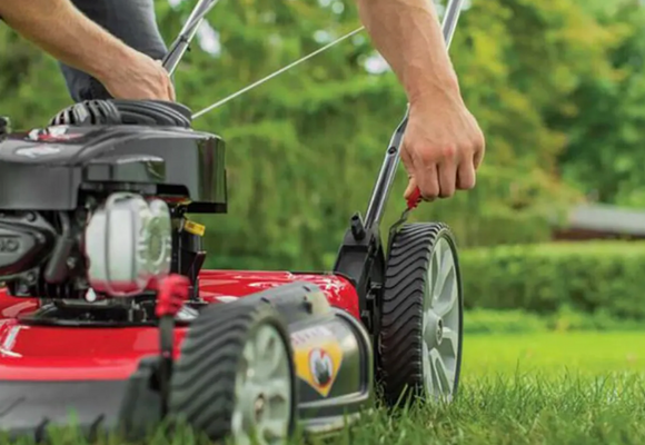 Does Old Gas Cause A Mower To Not Start?